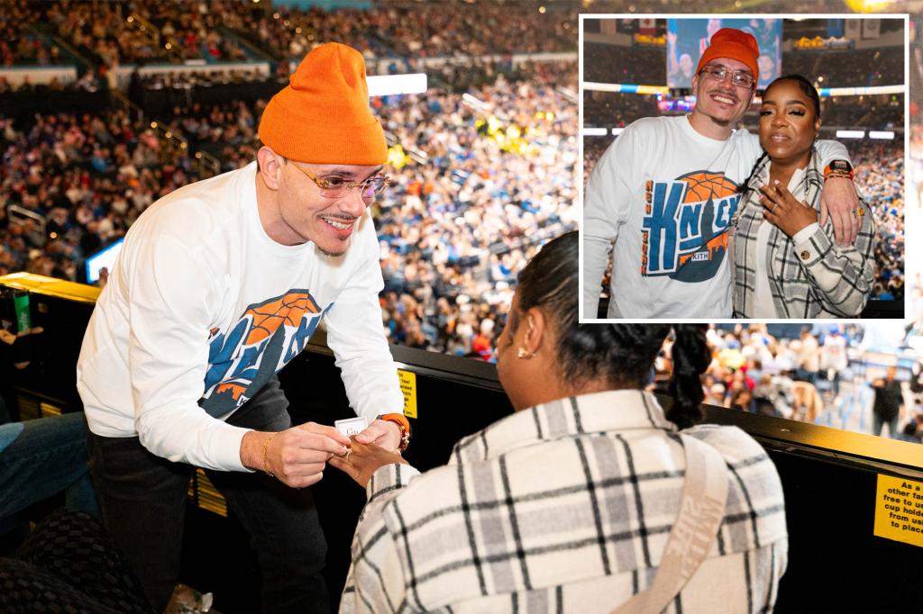 Exclusive | Knicks fan proposes to girlfriend at Thunder game in OKC: 'I could have been cussed'