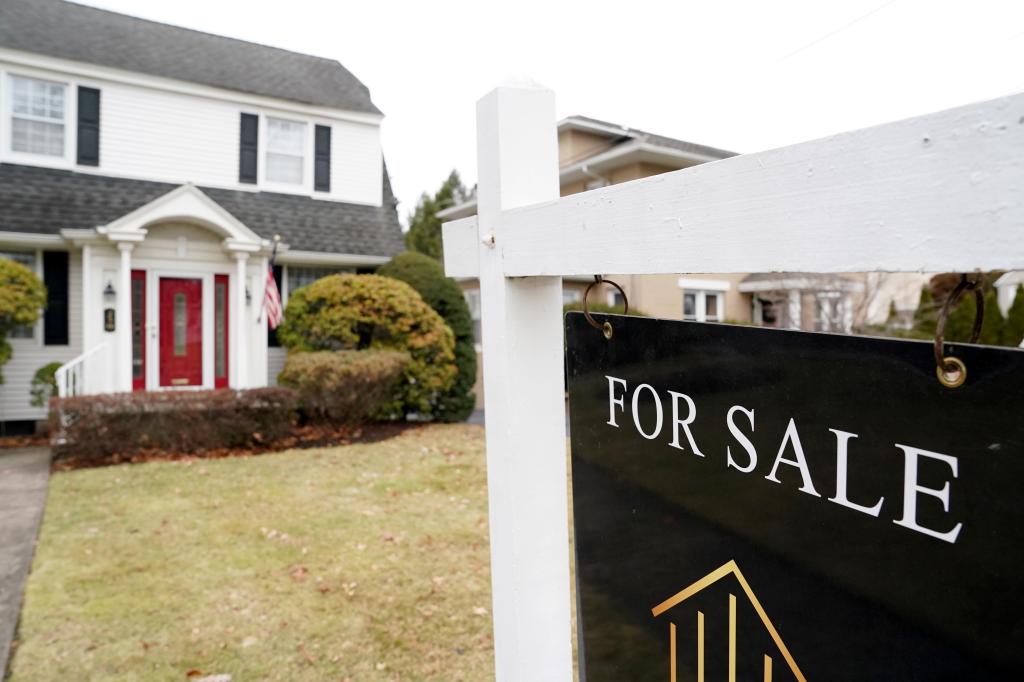 More homes on the market are 'going stale' because of this huge listing mistake