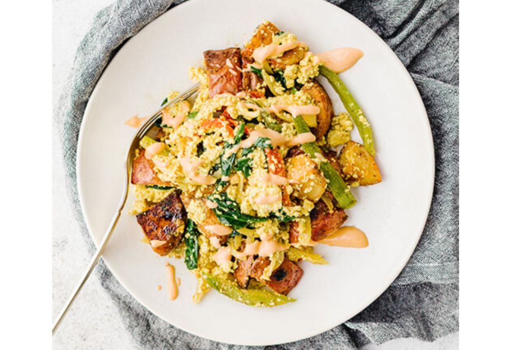 A plate of tofu scramble.