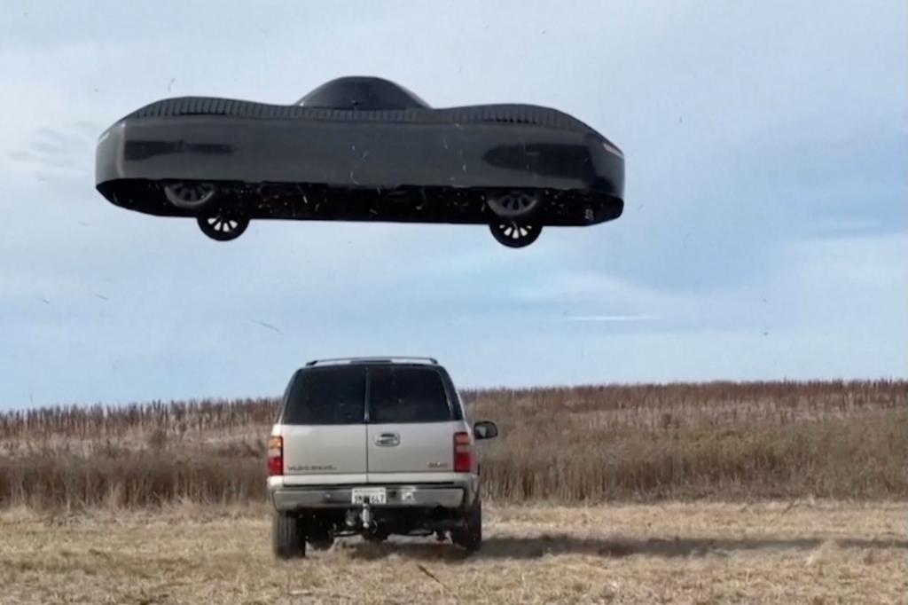 Flying machine flies over traffic in first stunning video first: 'New transport is possible'